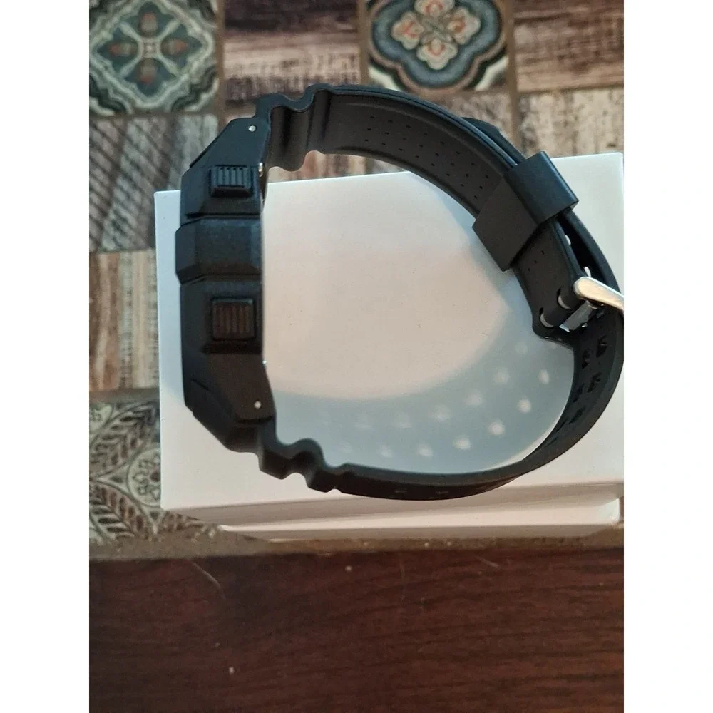 Beeasy AW03 Mens Digital Sports Watch. Alarm,stopwatch,calendar,LED Backlight.